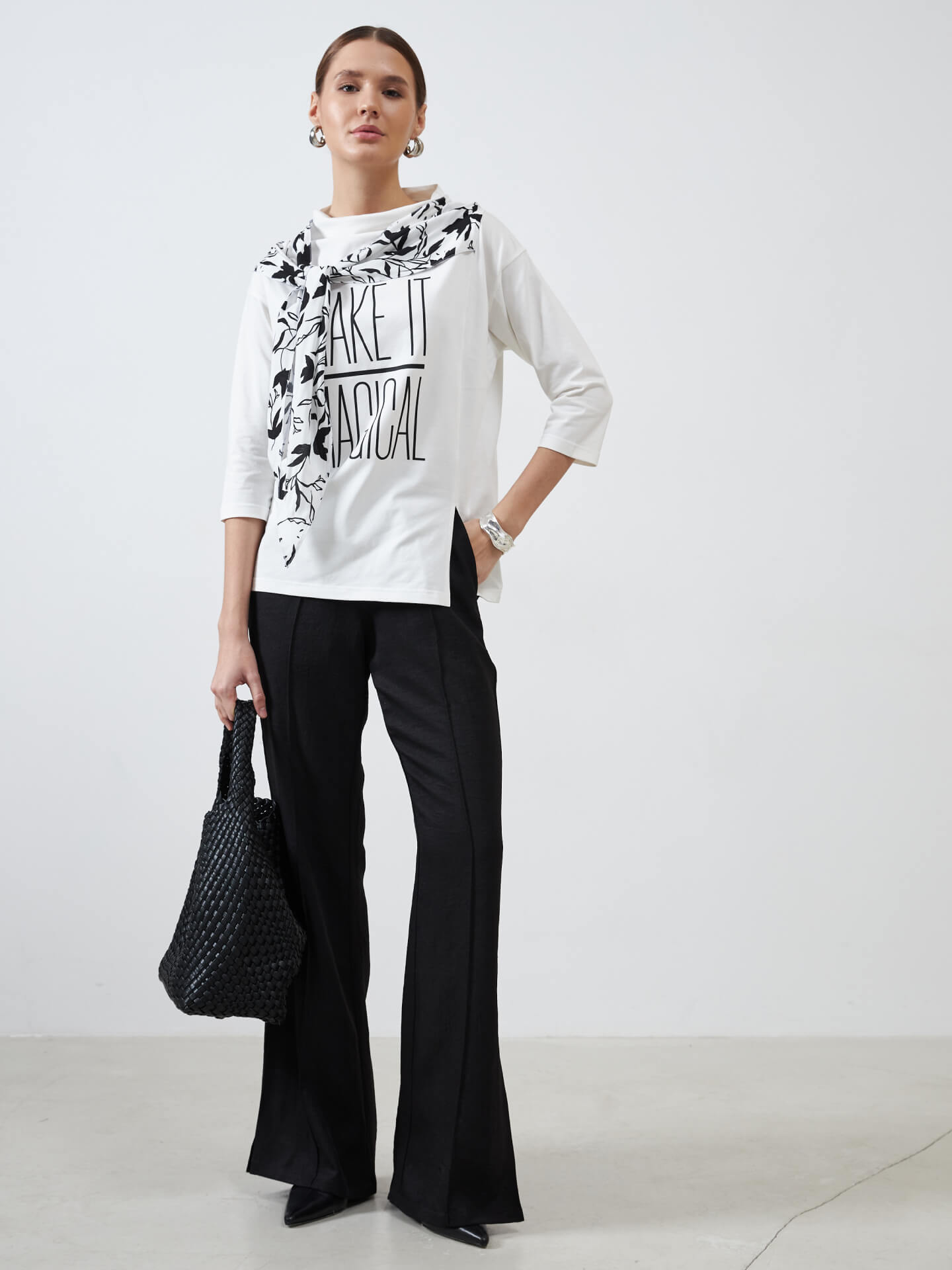 Брюки с разрезами