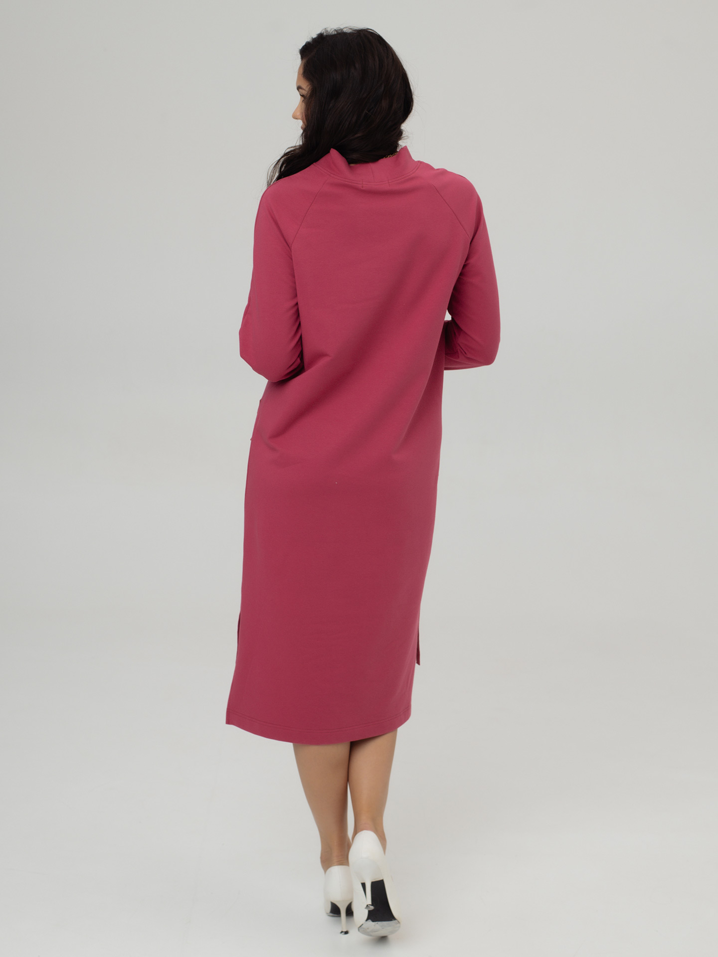 Платье с карманом