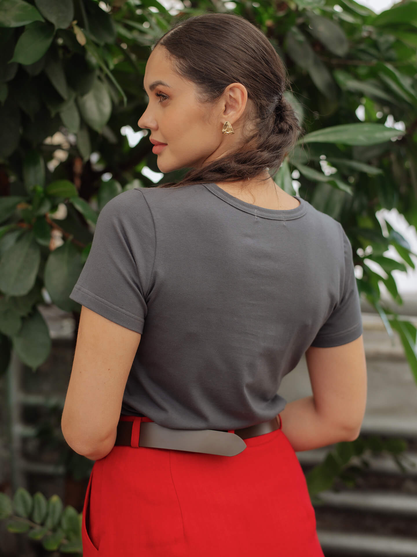 Футболка приталенная