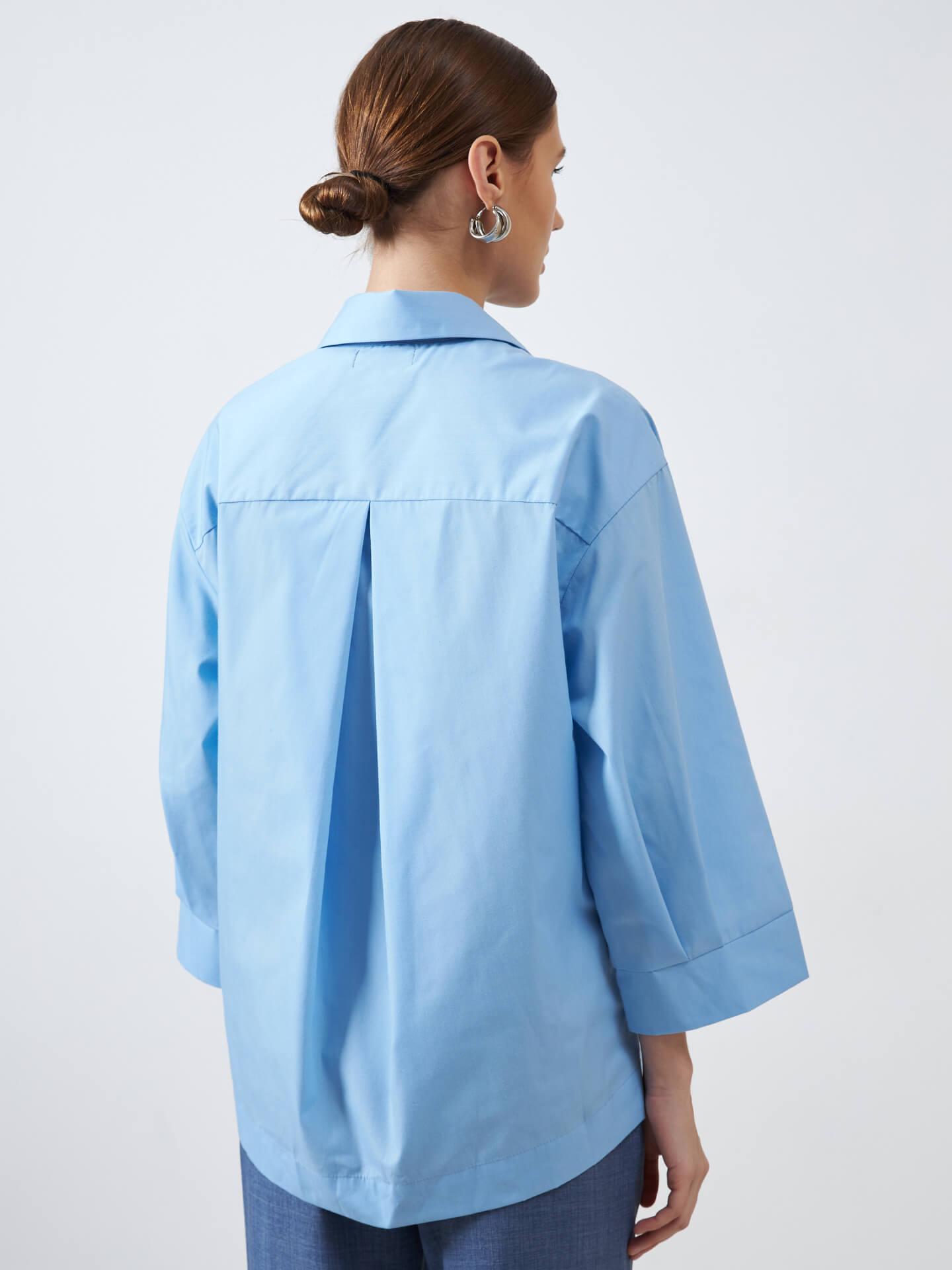 Рубашка с цветком