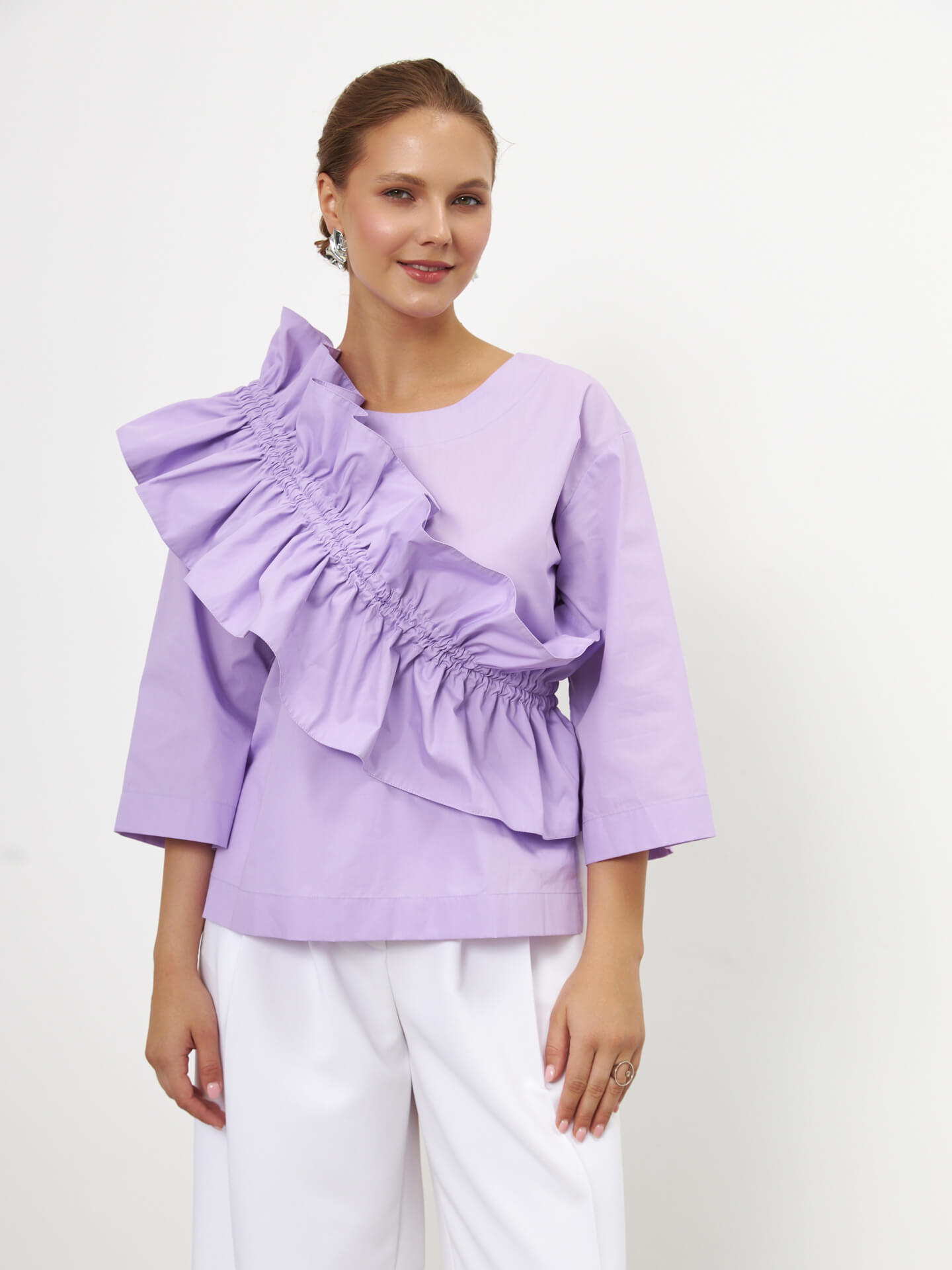 Блуза со съемным воланом
