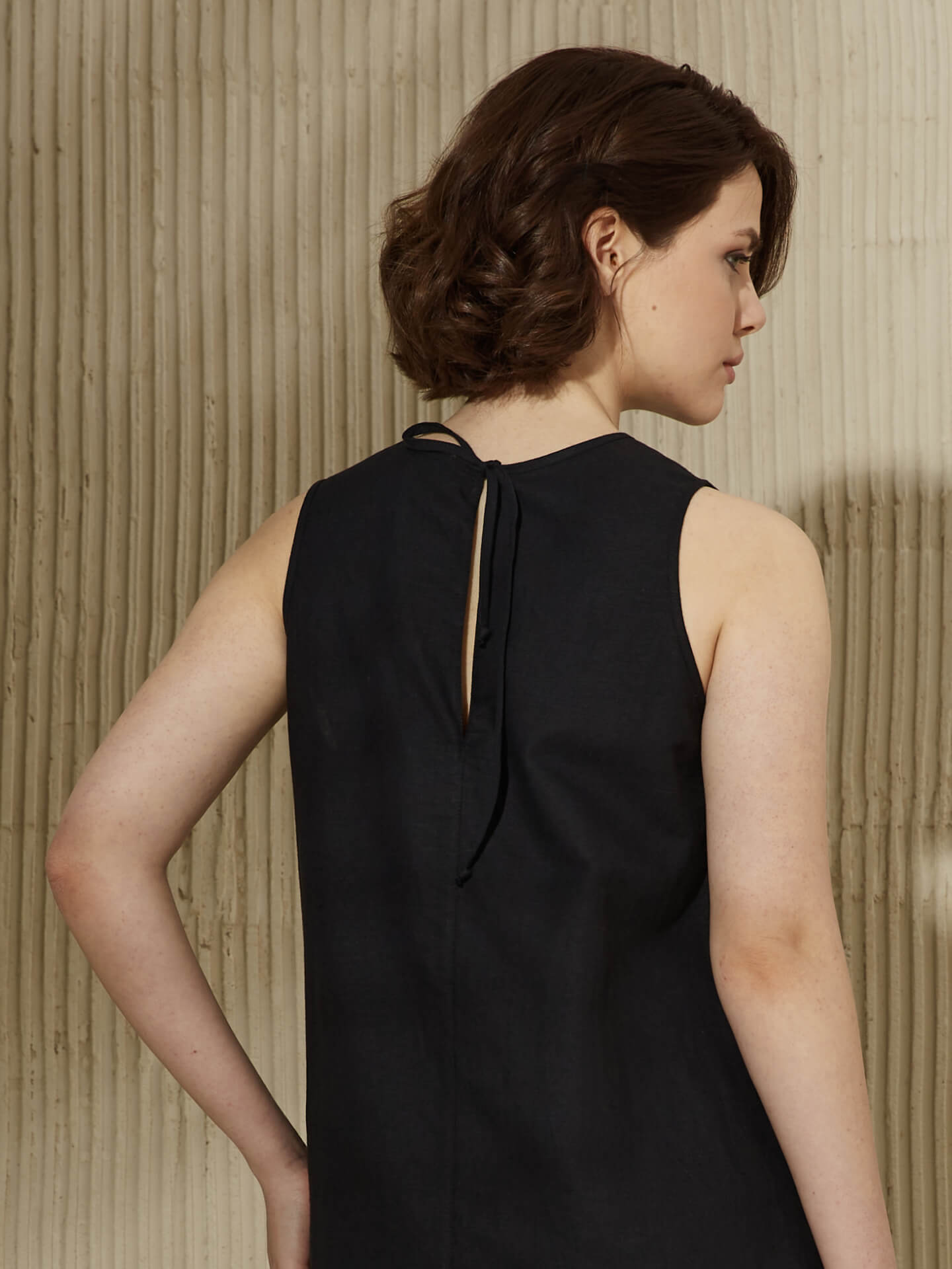 Платье-сарафан с цветком