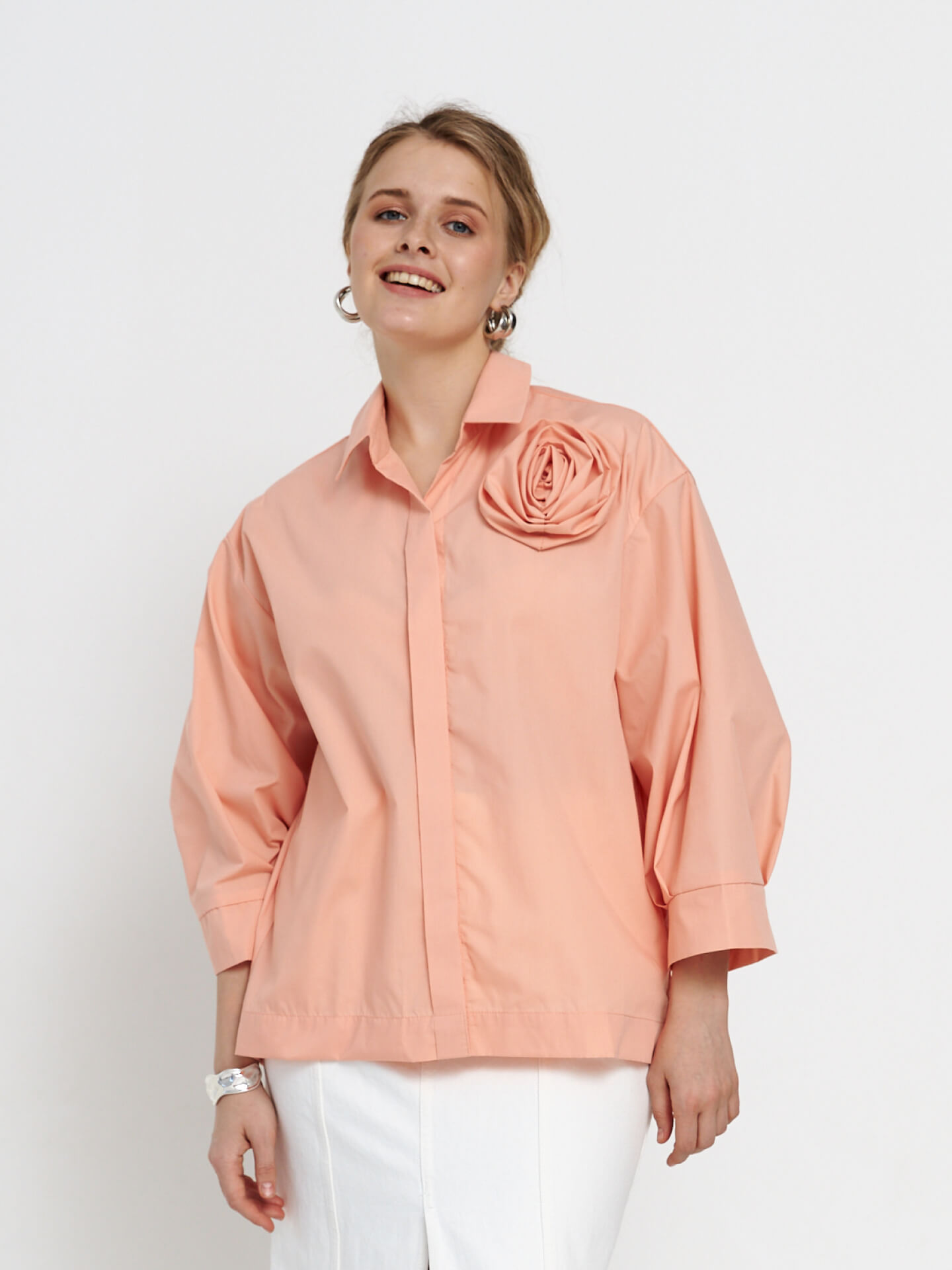 Рубашка с цветком